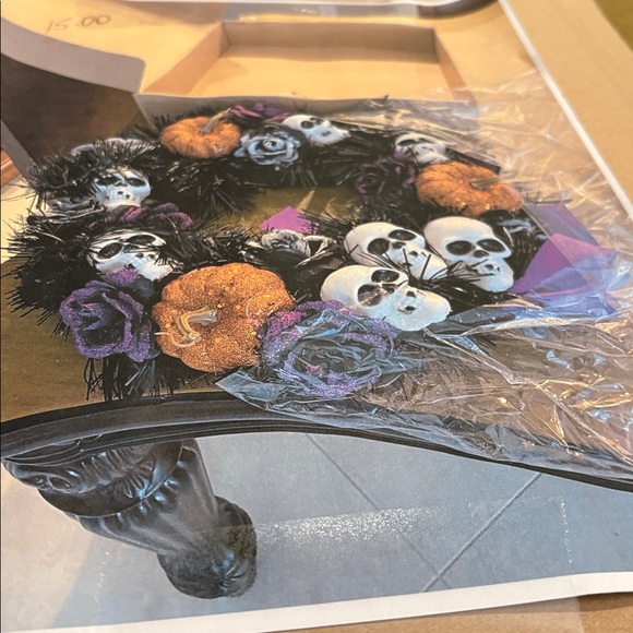 Halloween Skull and Pumpkin Wreath - Picture 6 of 6